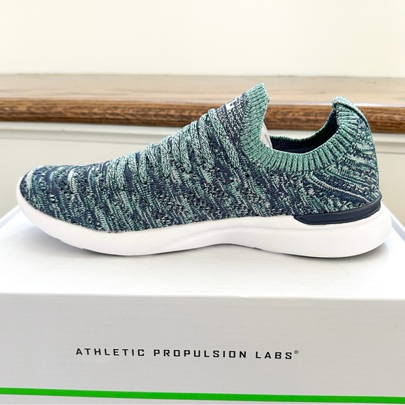 APL TechLoom Breeze Women’s Size 6 – Green Knit Slip-On Running Sneakers – New - Picture 5 of 9